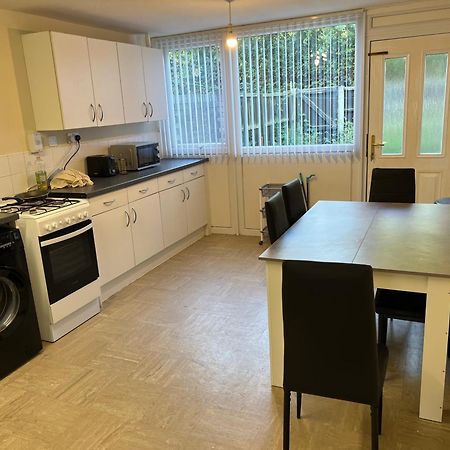 Share House Villa Рънкорн Екстериор снимка