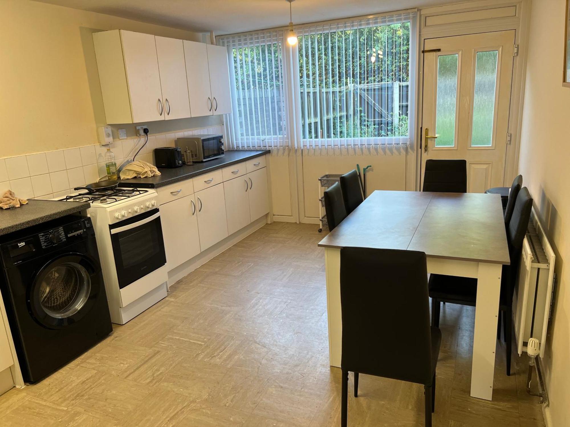 Share House Villa Рънкорн Екстериор снимка
